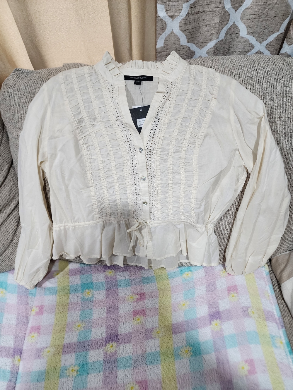 Marc New York Cream Pintuck Ruffled Peplum Blouse L New 100 % Cotton - Picture 2 of 7